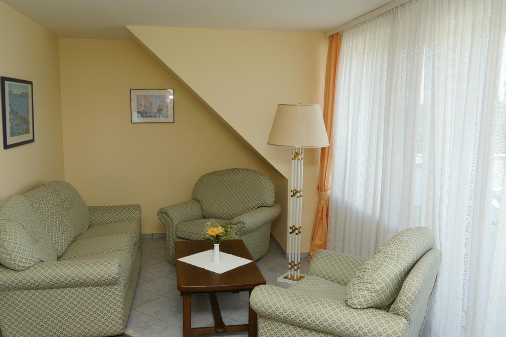 Erbenholz Hotel Laatzen Kamer foto