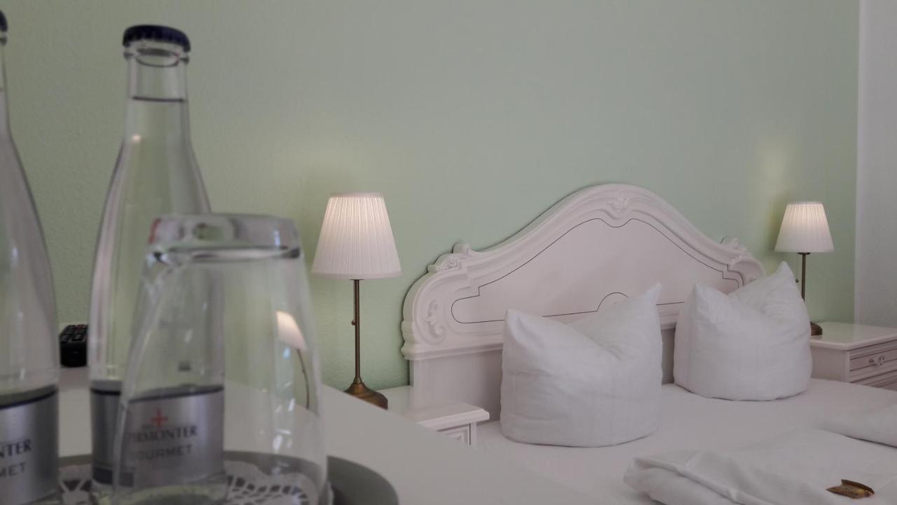 Erbenholz Hotel Laatzen Buitenkant foto